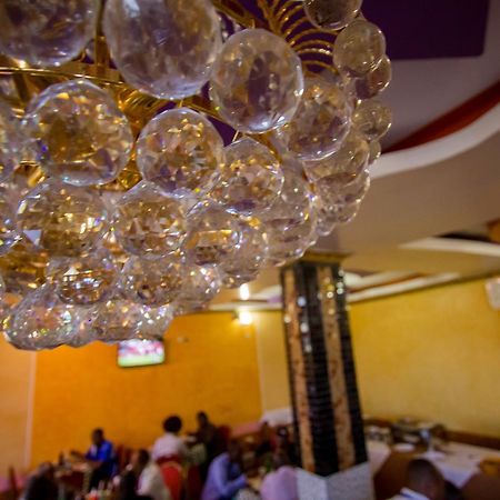Grande Hotel Isiolo 외부 사진