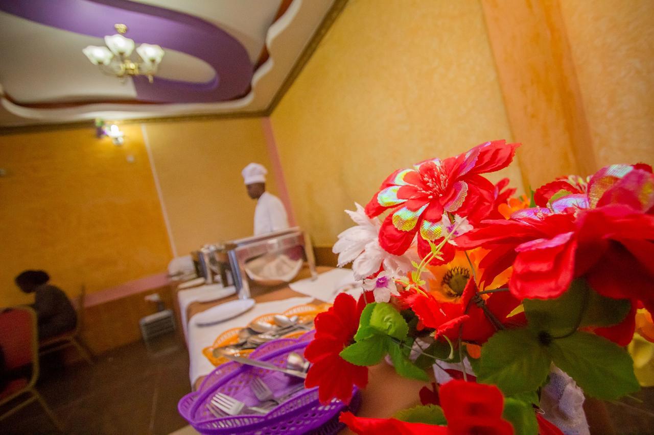 Grande Hotel Isiolo 외부 사진