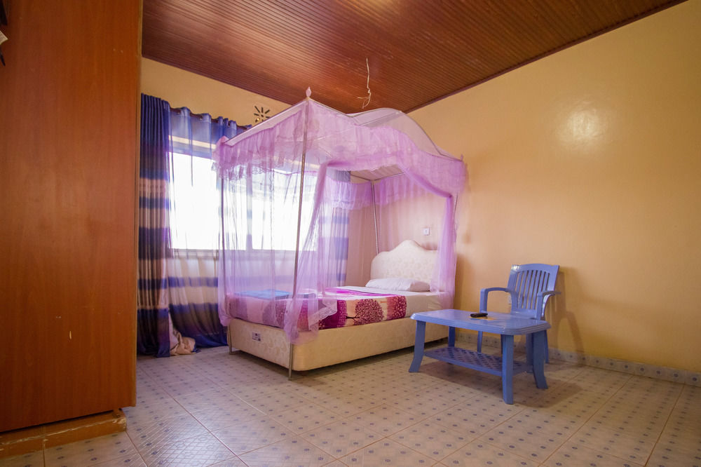 Grande Hotel Isiolo 외부 사진